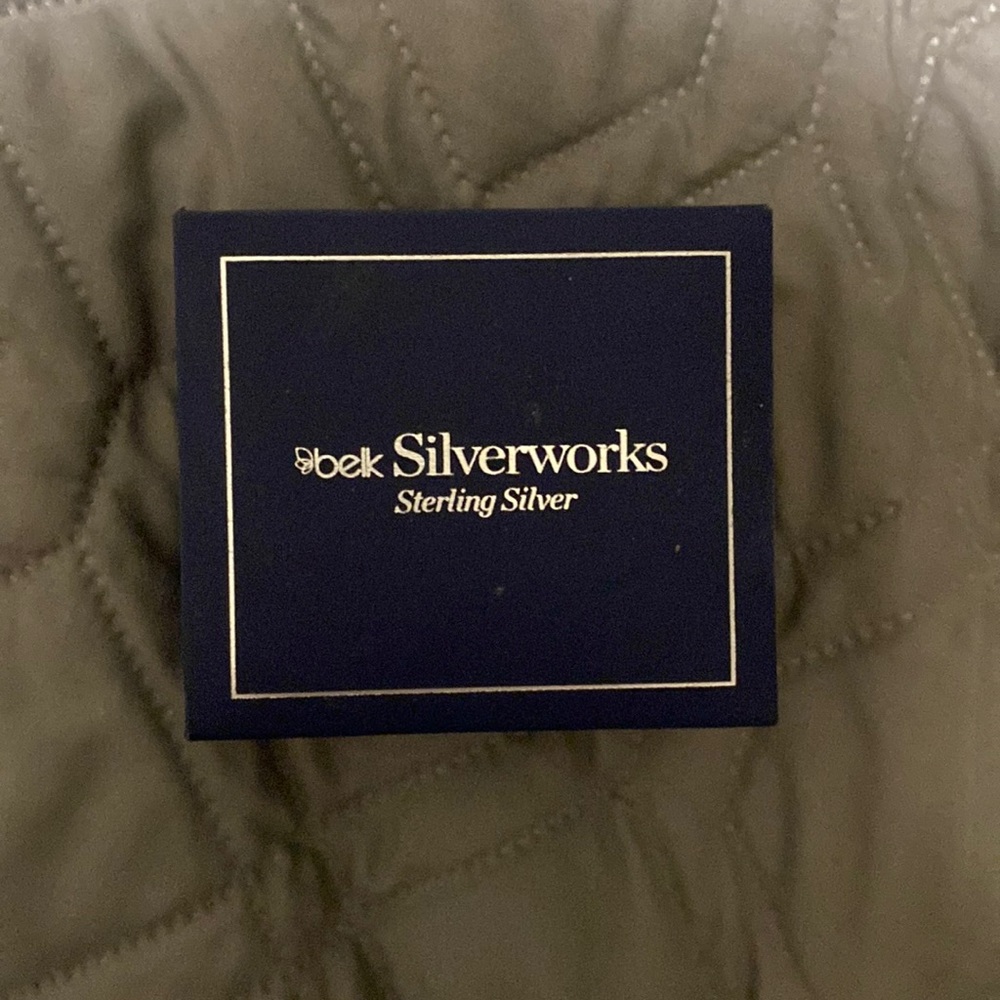 Belk sterling silver earrings NWT - Picture 3 of 3